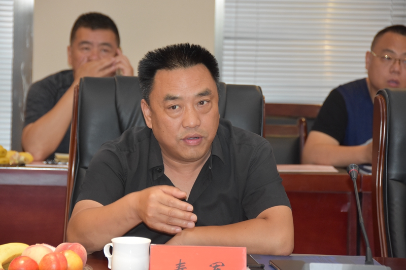 4-晉城市規(guī)劃設(shè)計(jì)研究院秦軍院長表示此次到洛陽規(guī)劃院考察學(xué)習(xí)收獲頗豐.jpg