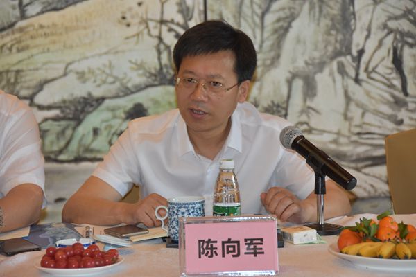 4.公司副總經理陳向軍發(fā)表講話.jpg