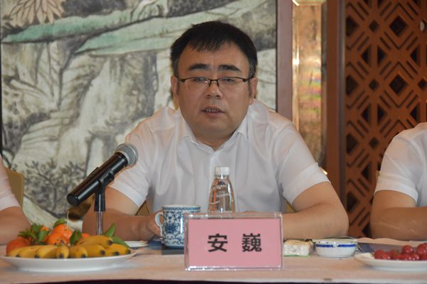 5.公司副總經理、第一建筑院院長安巍發(fā)表講話.jpg